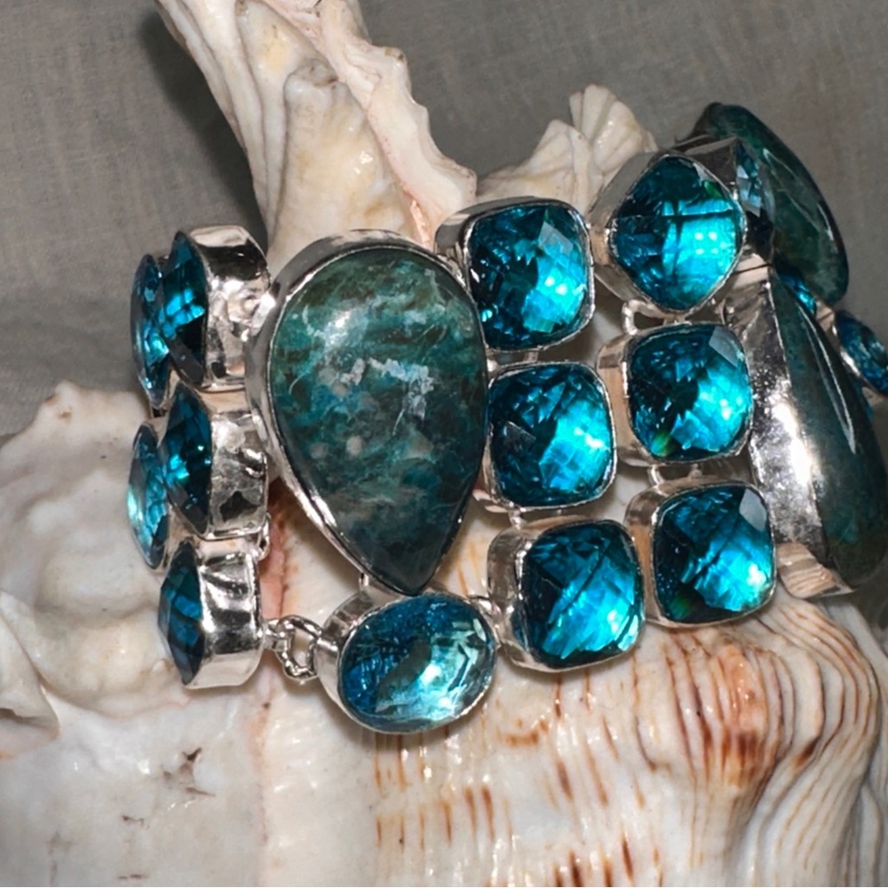 Gorgeous Shattuckite + Blue Topaz cluster statement bracelet cuff